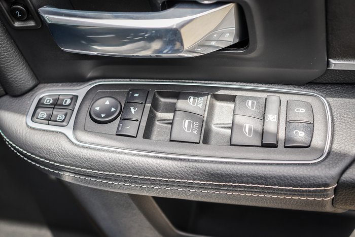 2023 RAM 2500 Laramie Rambox