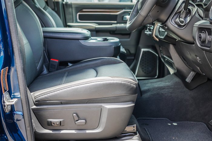 2023 RAM 2500 Laramie Rambox