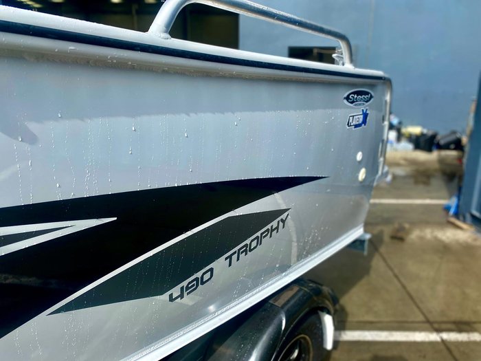 2023 Stessl 490 Trophy Side Console