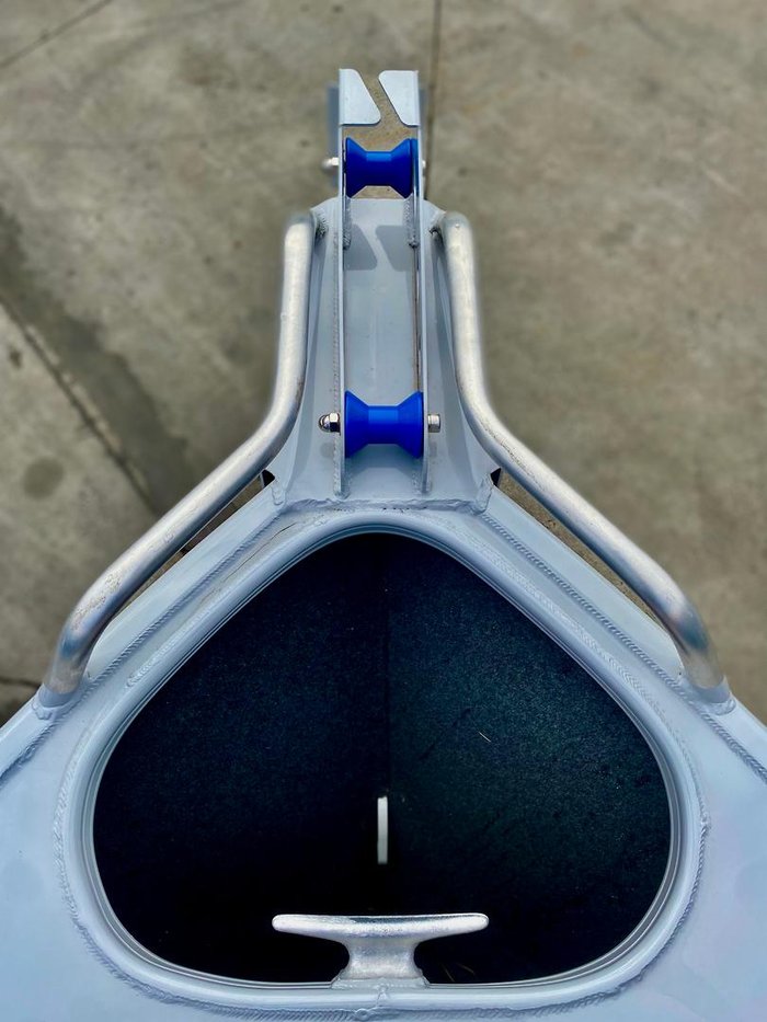 2023 Stessl 490 Trophy Side Console