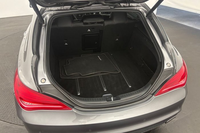 2015 Mercedes-Benz CLA-Class CLA200