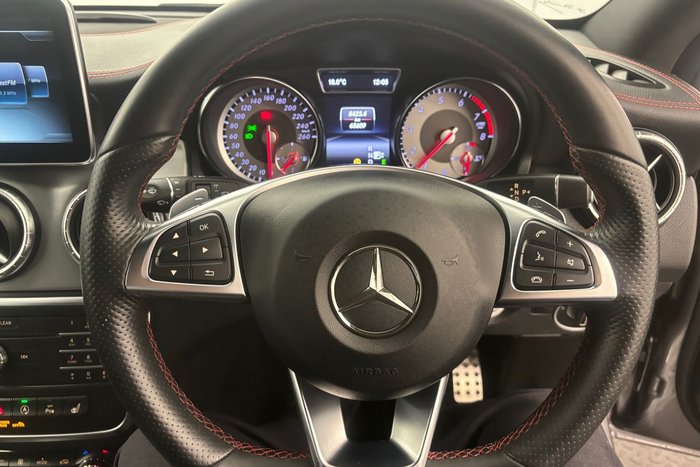 2015 Mercedes-Benz CLA-Class CLA200