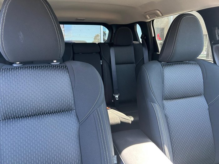 2025 Mitsubishi Outlander LS