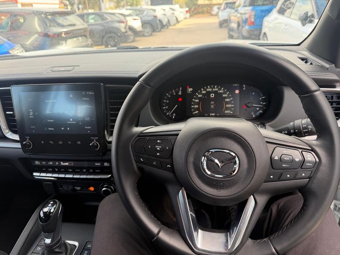 2025 Mazda BT-50 GT