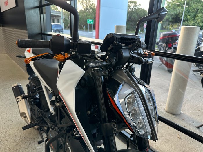 2022 Ktm 390 DUKE WHITE