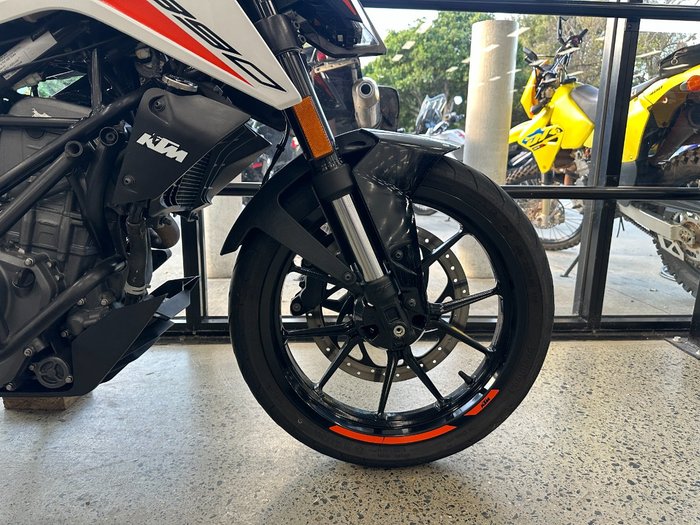 2022 Ktm 390 DUKE WHITE
