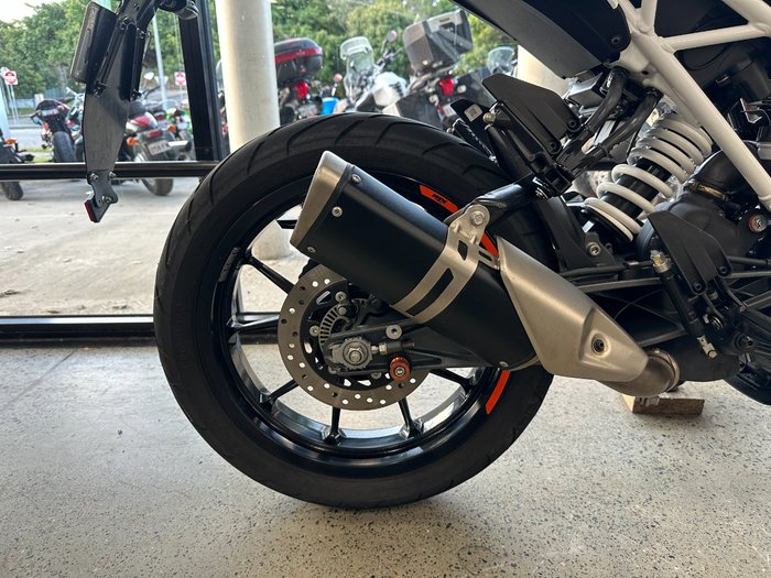 2022 Ktm 390 DUKE WHITE