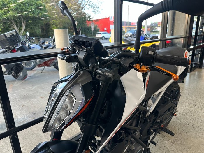 2022 Ktm 390 DUKE WHITE