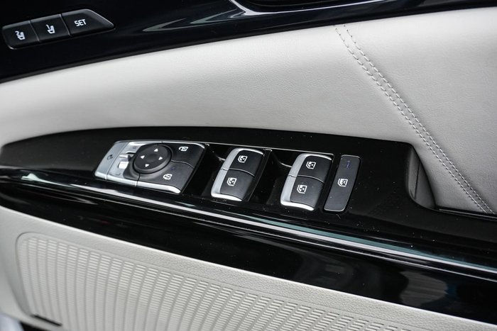 2020 Kia Carnival Platinum