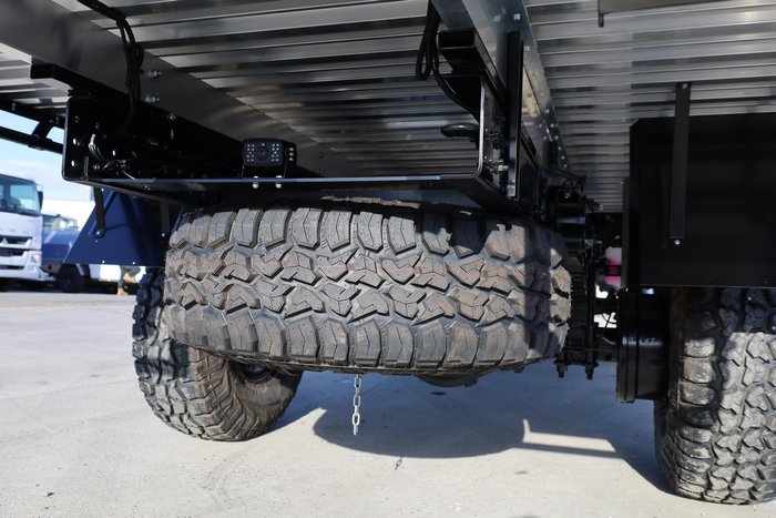 2025 Fuso Canter 4X4 FG Crew Cab