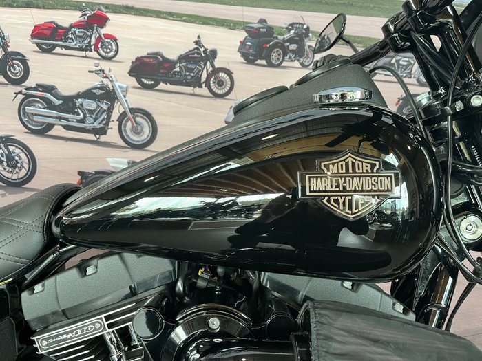 2017 Harley-davidson FXDLS LOW RIDER S Black