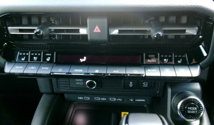 2024 Toyota Landcruiser Prado