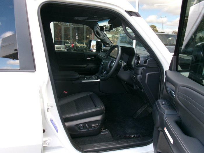 2024 Toyota Landcruiser Prado