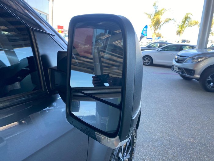 2020 Isuzu MU-X LS-T