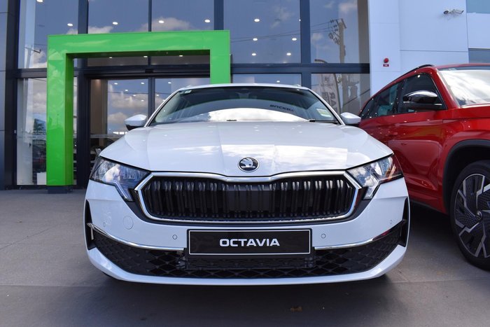 2025 SKODA Octavia 110TSI Select NX MY25 Moon White