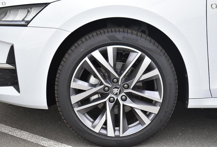 2025 SKODA Octavia 110TSI Select NX MY25 Moon White