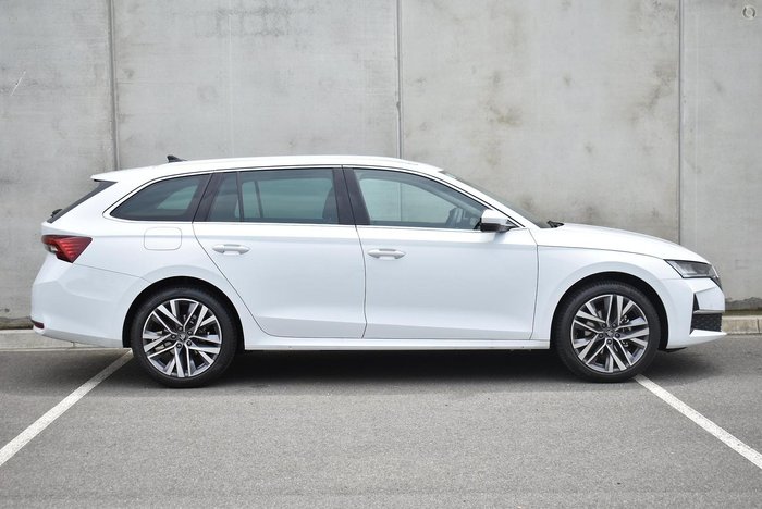 2025 SKODA Octavia 110TSI Select NX MY25 Moon White