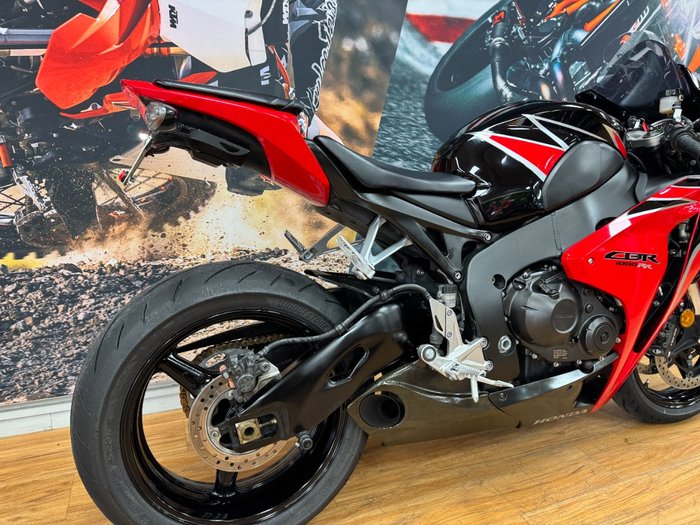 2010 Honda CBR1000RR (FIREBLADE) RED
