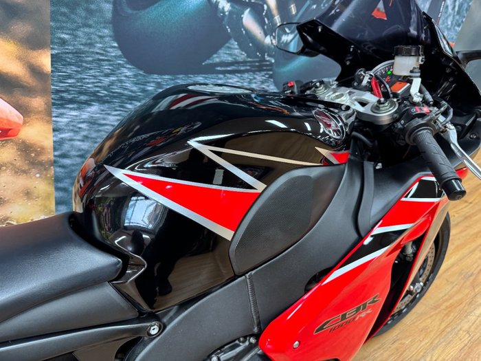 2010 Honda CBR1000RR (FIREBLADE) RED