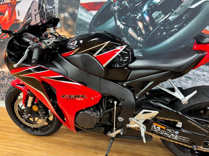 2010 Honda CBR1000RR (FIREBLADE) RED