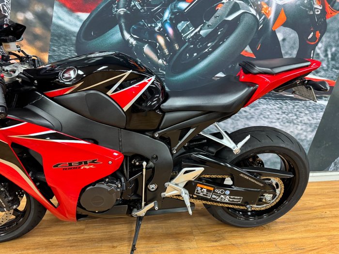 2010 Honda CBR1000RR (FIREBLADE) RED