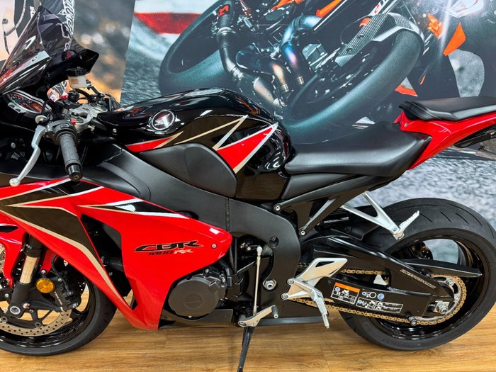 2010 Honda CBR1000RR (FIREBLADE) RED