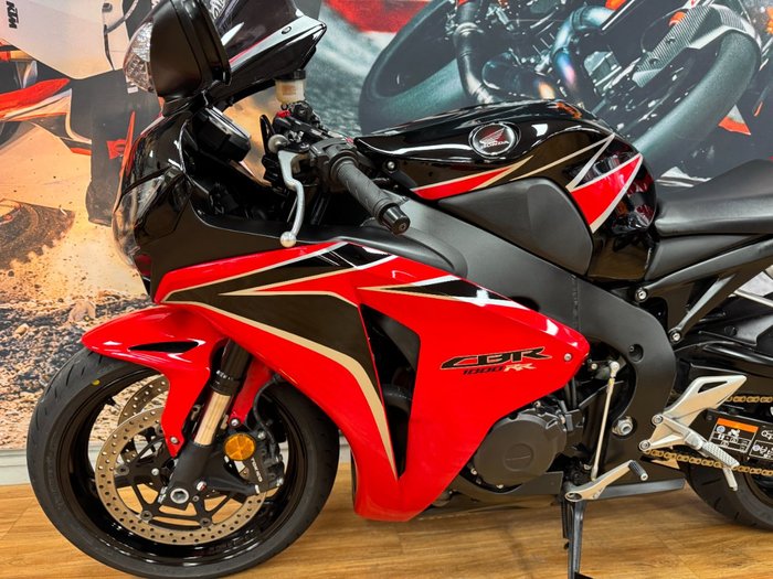 2010 Honda CBR1000RR (FIREBLADE) RED