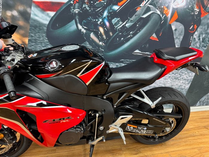 2010 Honda CBR1000RR (FIREBLADE) RED