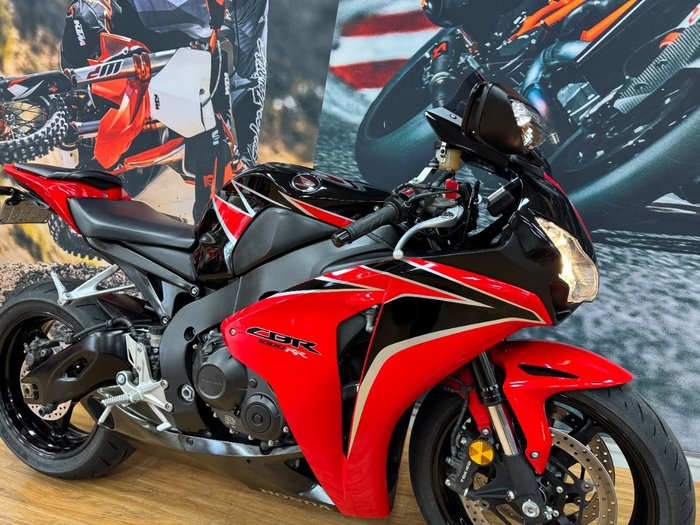 2010 Honda CBR1000RR (FIREBLADE) RED