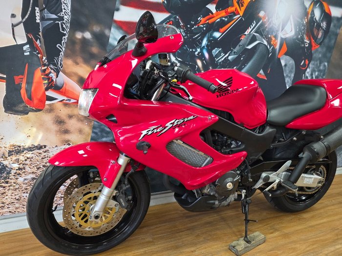 2002 Honda VTR1000F (FIRESTORM) RED