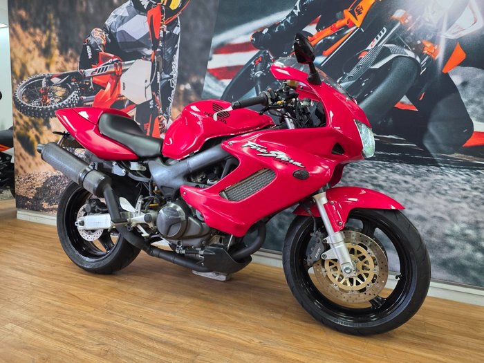2002 Honda VTR1000F (FIRESTORM) RED