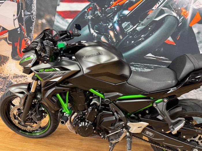 2023 Kawasaki Z650L (LAMS) GREY
