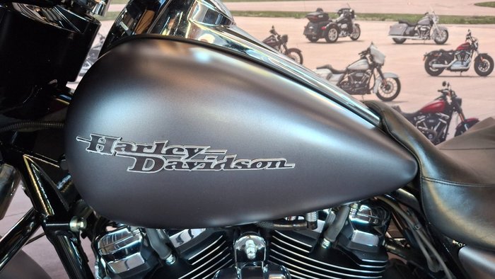 2017 Harley-davidson FLHXS STREET GLIDE SPECIAL Grey