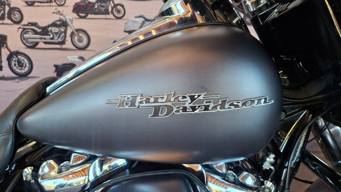 2017 Harley-davidson FLHXS STREET GLIDE SPECIAL Grey
