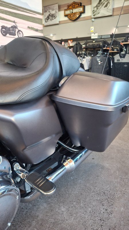 2017 Harley-davidson FLHXS STREET GLIDE SPECIAL Grey