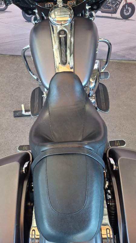 2017 Harley-davidson FLHXS STREET GLIDE SPECIAL Grey