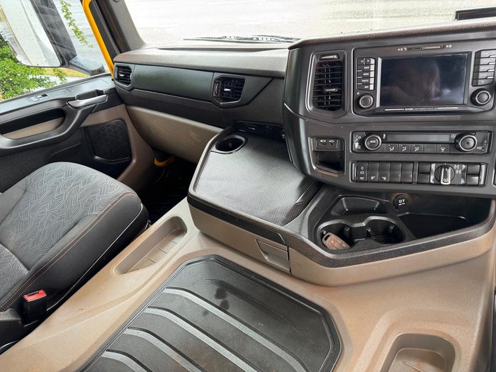 2019 Scania G Series WHITE