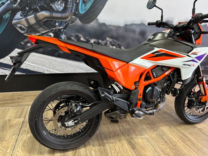 2025 Ktm 2025 Ktm 390CC SMC R ORANGE/WHITE