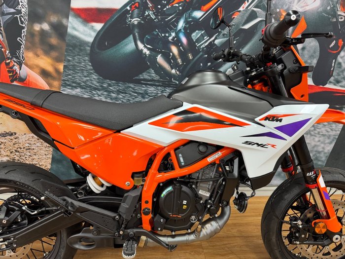 2025 Ktm 2025 Ktm 390CC SMC R ORANGE/WHITE