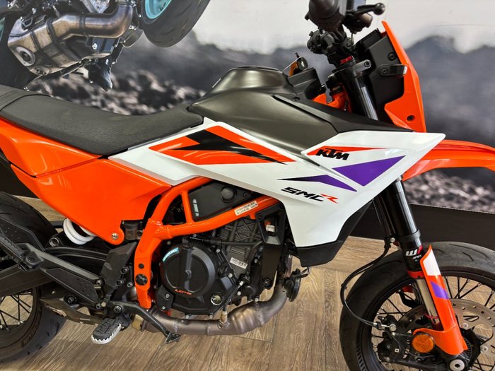 2025 Ktm 2025 Ktm 390CC SMC R ORANGE/WHITE
