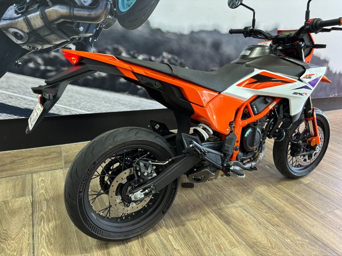 2025 Ktm 2025 Ktm 390CC SMC R ORANGE/WHITE