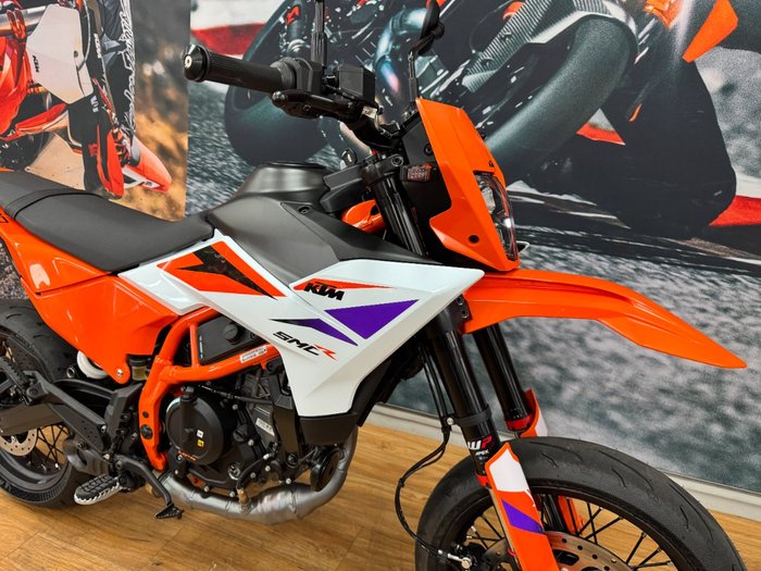 2025 Ktm 2025 Ktm 390CC SMC R ORANGE/WHITE