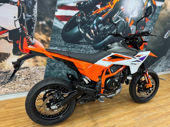 2025 Ktm 2025 Ktm 390CC SMC R ORANGE/WHITE