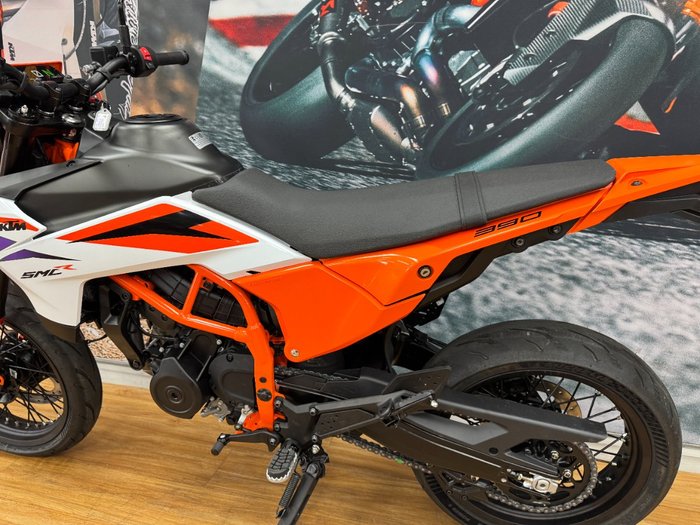 2025 Ktm 2025 Ktm 390CC SMC R ORANGE/WHITE