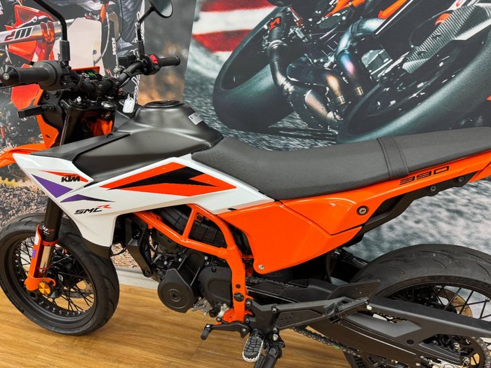 2025 Ktm 2025 Ktm 390CC SMC R ORANGE/WHITE