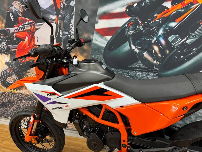 2025 Ktm 2025 Ktm 390CC SMC R ORANGE/WHITE