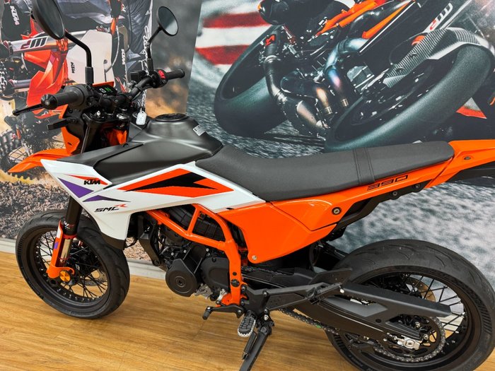 2025 Ktm 2025 Ktm 390CC SMC R ORANGE/WHITE
