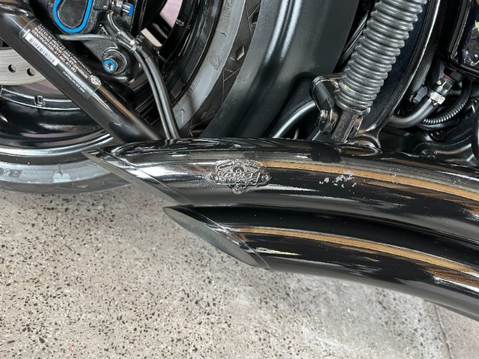 2016 Harley-davidson FXSB SOFTAIL BREAKOUT Black