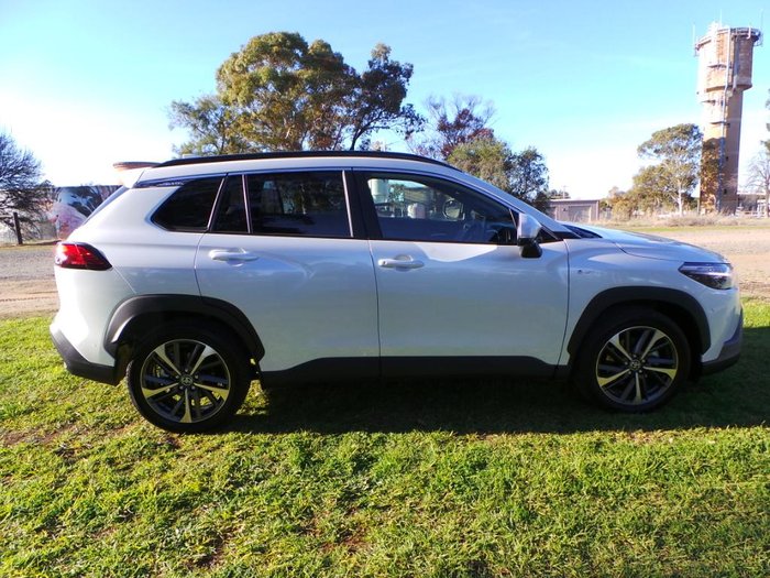 2024 Toyota Corolla Cross Atmos