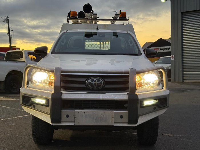 2020 Toyota Hilux SR